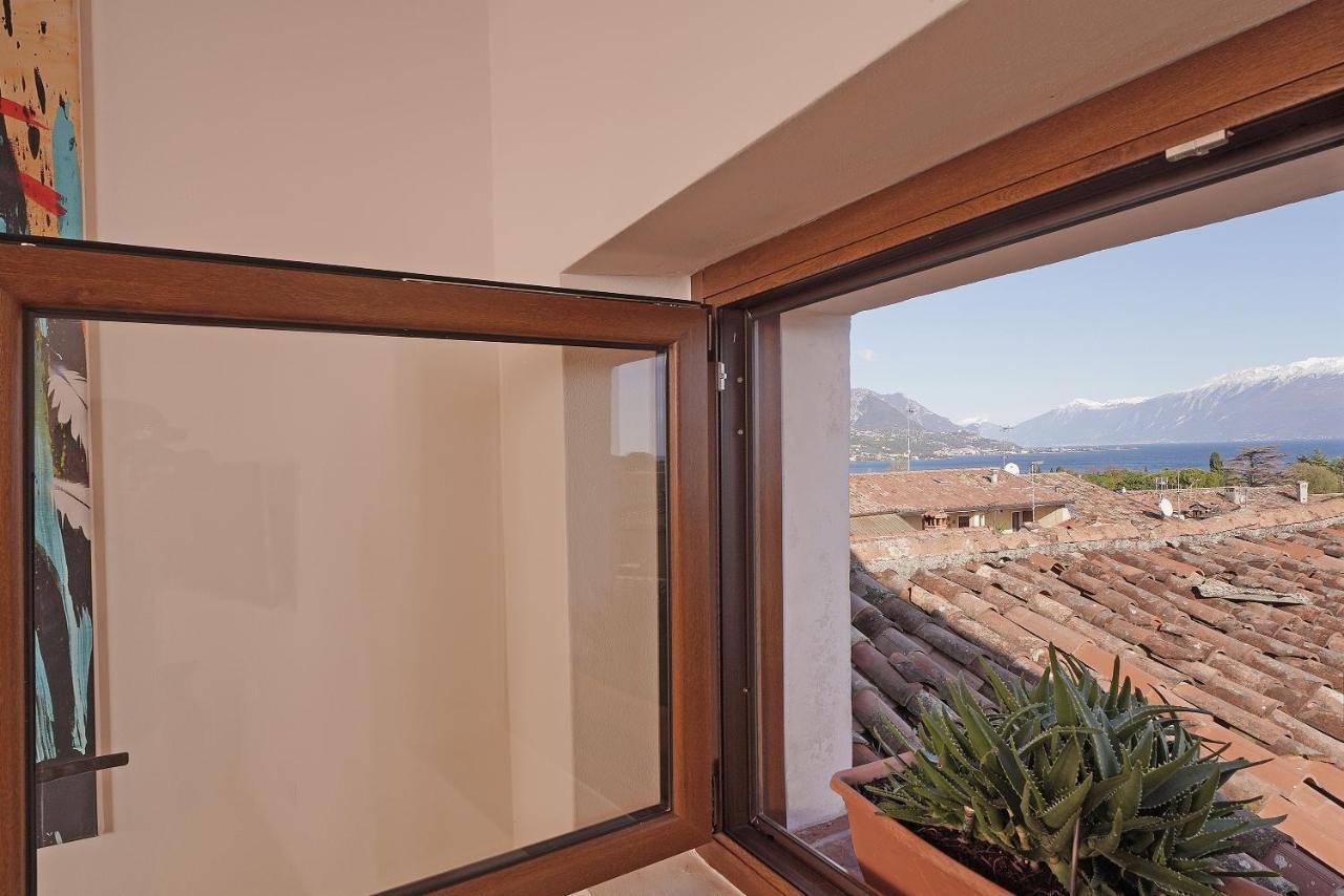 Apartments Villa Bougainville San Felice del Benaco Bagian luar foto